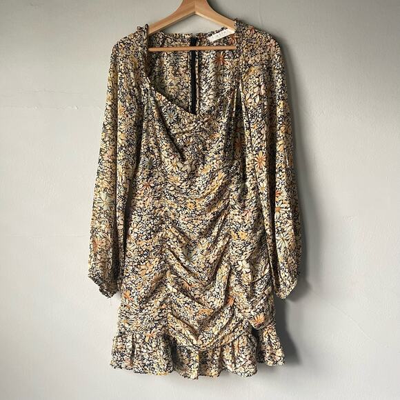 ASTR The Label Marcella Ruched Ruffled Floral Dress Size Medium - Picture 3 of 6